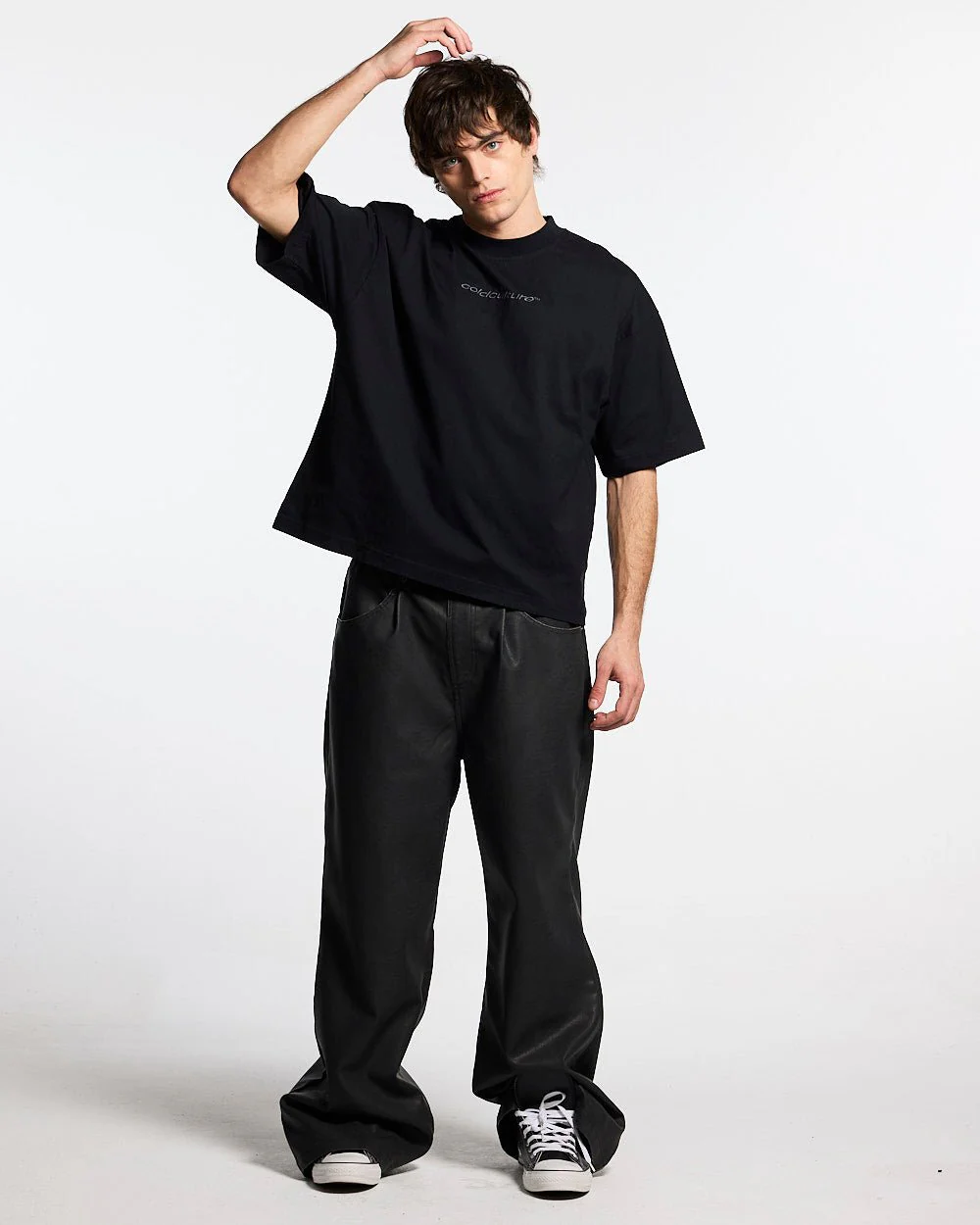 DISTRESS CURVED TEE BLACK - Image 3