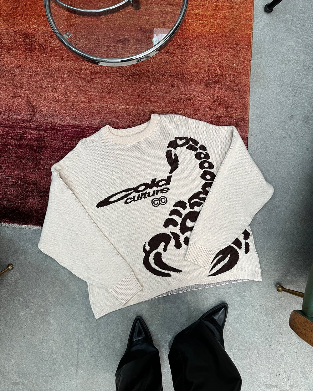 POISON KNIT CREAM AND BROWN - Image 8